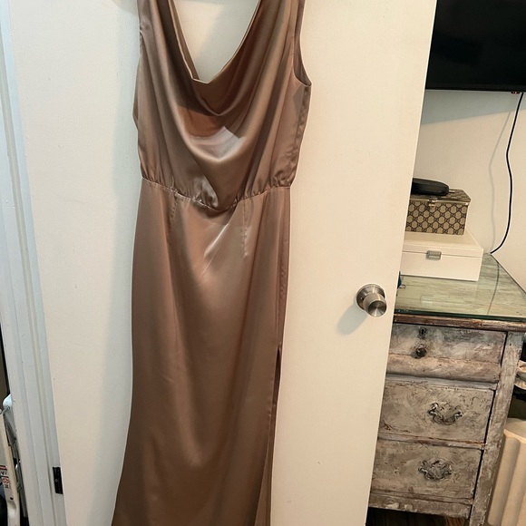 Fame and Partners Libra Dress Size 4 - Picture 3 of 6